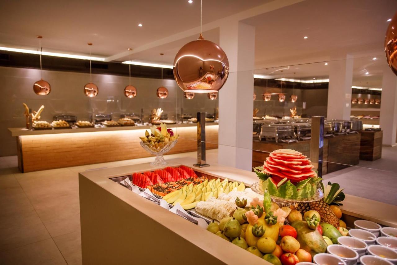 פורטו סגורו La Torre Resort All Inclusive מראה חיצוני תמונה The buffet at the hotel