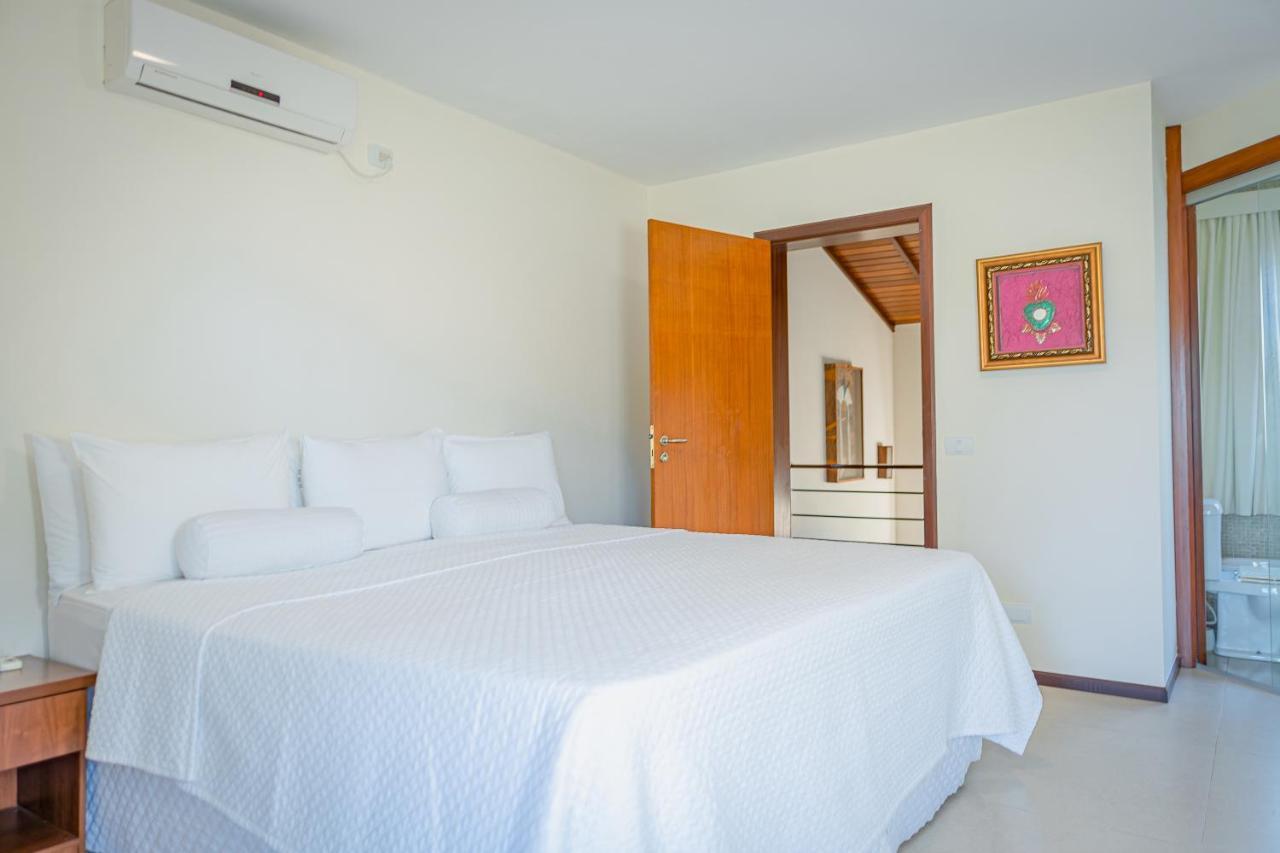 פורטו סגורו La Torre Resort All Inclusive מראה חיצוני תמונה A bedroom with a split-type air conditioner